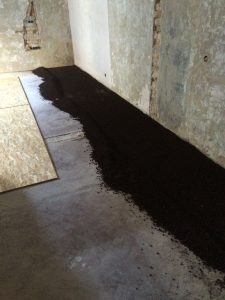 Vakpadló-parafa granulátum-osb-laminált padló fektetés
